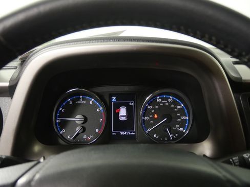 Used 2016 Toyota RAV4 XLE image 17