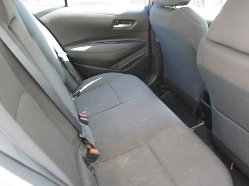 Used 2020 Toyota Corolla LE FWD image 11