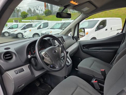Used 2019 Nissan NV200 S w/ Back Door Glass Package FWD image 13