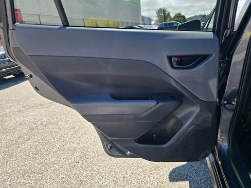 Used 2024 Subaru Crosstrek 2.0i Premium w/ Popular Package #4 AWD/4WD image 15