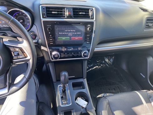 Used 2018 Subaru Legacy 3.6R Limited image 17