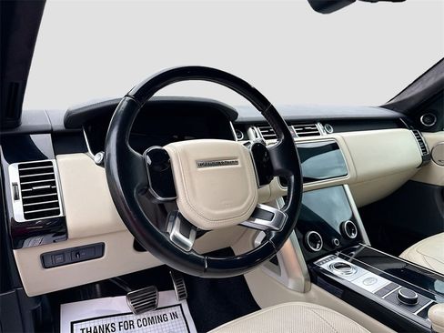 Used 2022 Land Rover Range Rover P525 Westminster Edition image 10