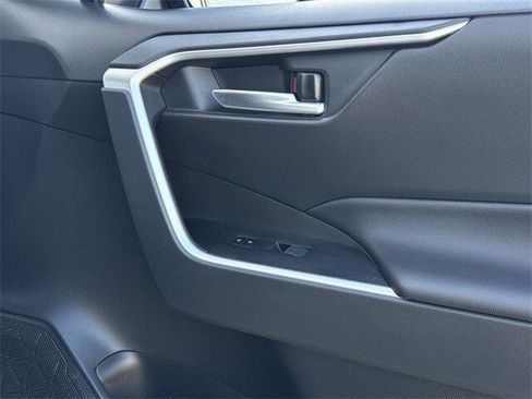 Used 2024 Toyota RAV4 XLE w/ Convenience Package image 29