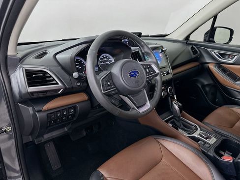 Used 2023 Subaru Forester Touring image 9
