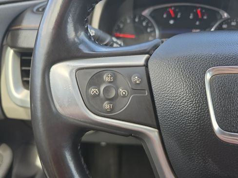 Used 2020 GMC Terrain SLT AWD/4WD image 22