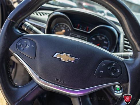 Used 2015 Chevrolet Impala LT image 13