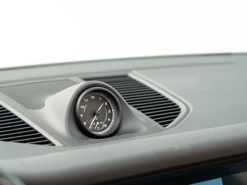 Used 2022 Porsche Macan image 27