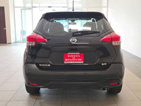 Used 2020 Nissan Kicks SR FWD image 5