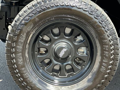 Used 2019 Jeep Wrangler Unlimited Sport S AWD/4WD image 31