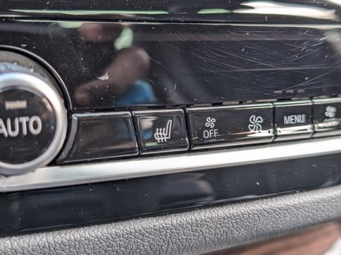 Used 2022 BMW 530i 530i w/ M Sport Package image 36