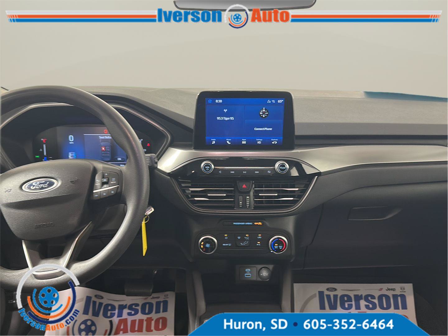 Used 2023 Ford Escape AWD image 24