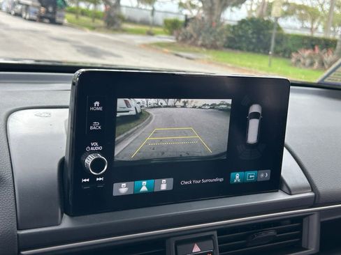 Used 2023 Honda Pilot EX-L image 22