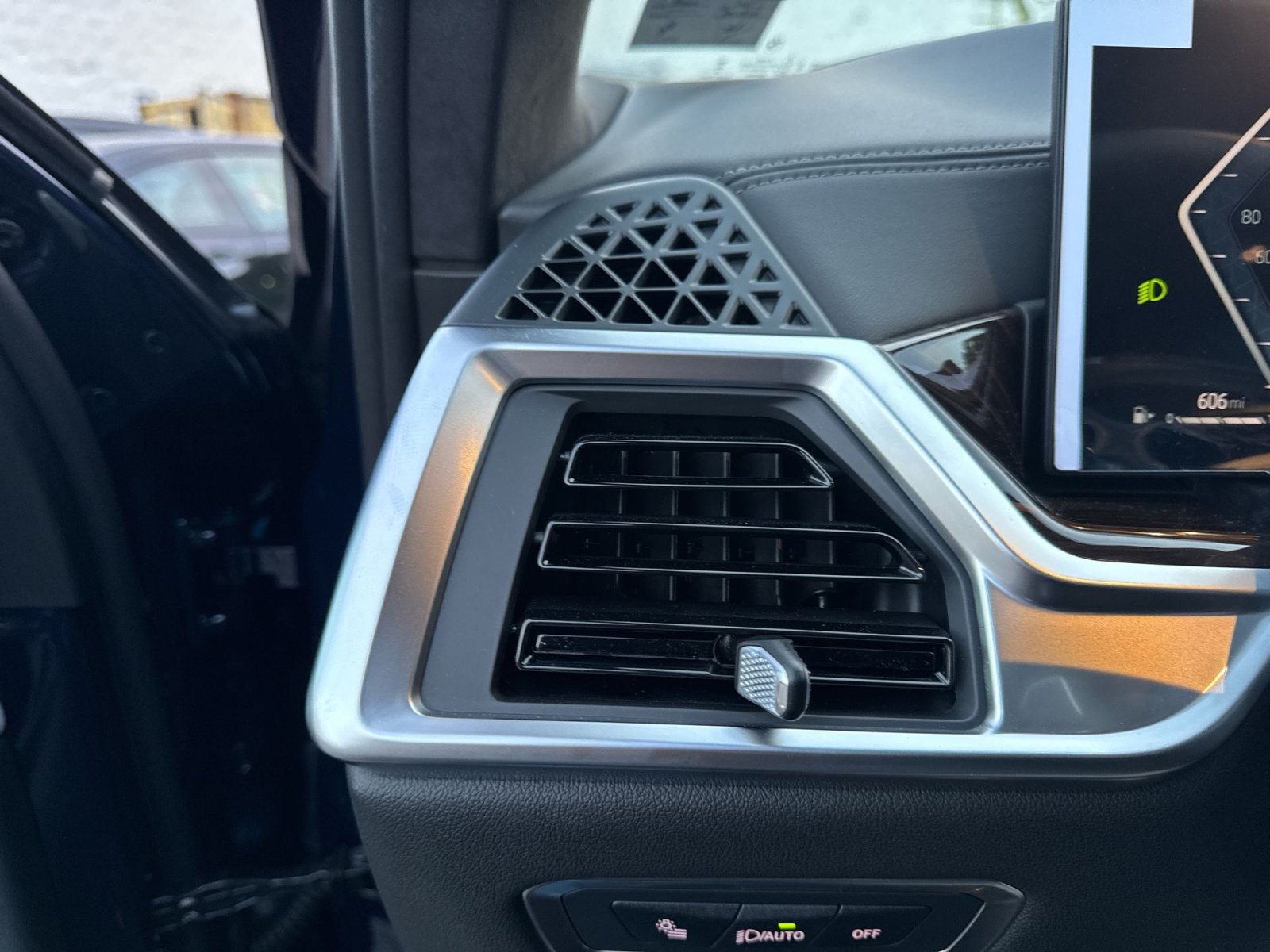New 2027 BMW X7 xDrive40i AWD/4WD image 22