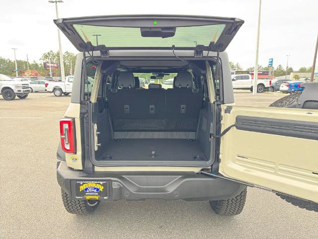 Certified 2025 Ford Bronco Outer Banks w/ Sasquatch Package AWD/4WD image 18