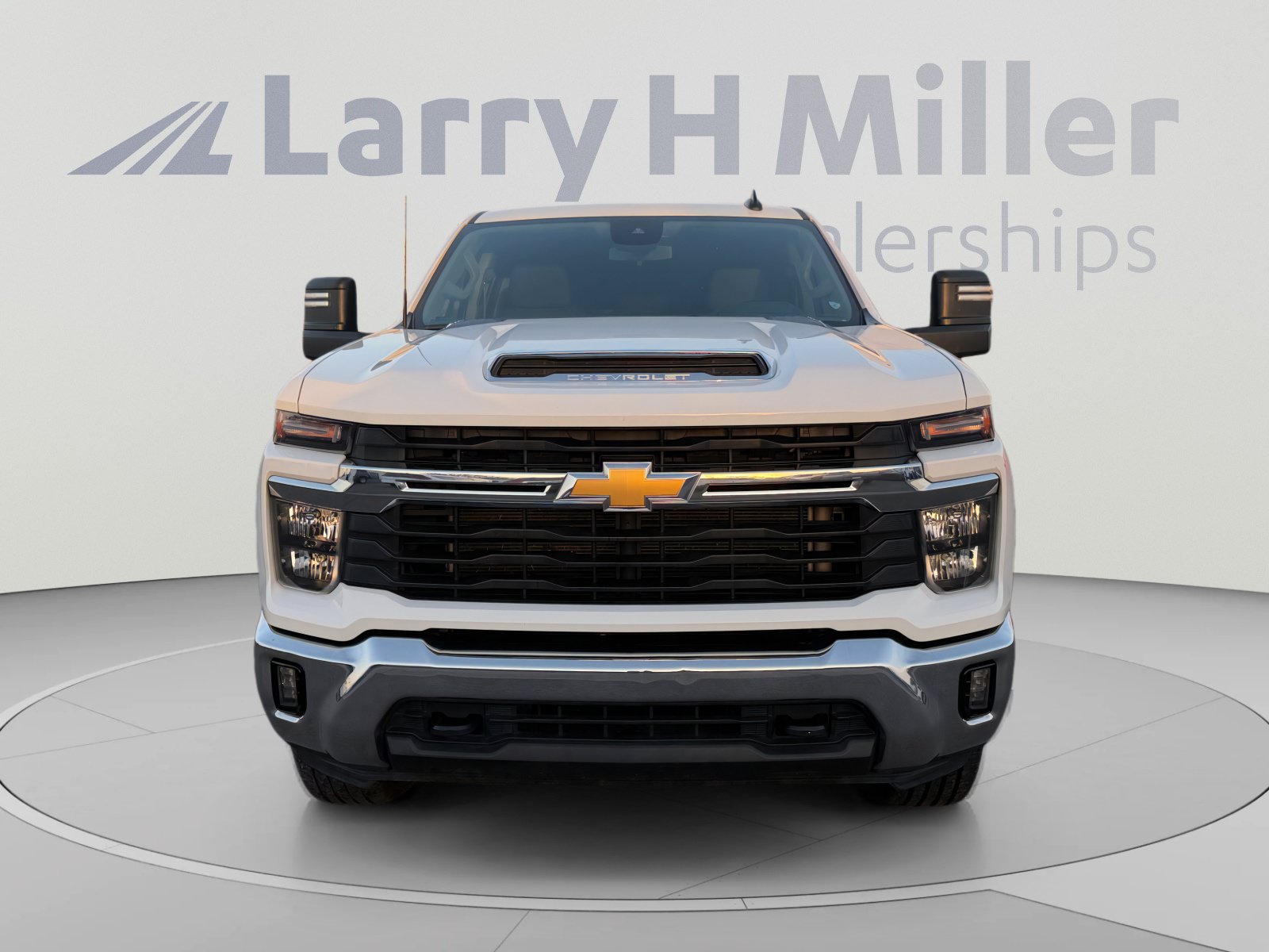 Used 2024 Chevrolet Silverado 2500 LT AWD/4WD image 8