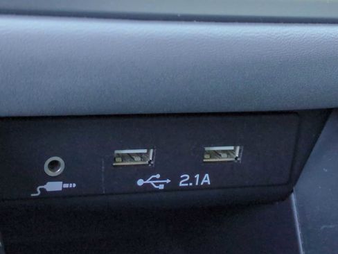 Used 2021 Subaru Outback Premium image 29