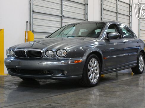 Used 2002 Jaguar X-TYPE 2.5 AWD/4WD image 3