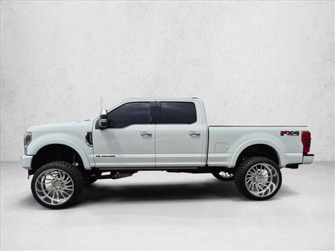 Used 2021 Ford F350 Platinum w/ FX4 Off-Road Package AWD/4WD image 14