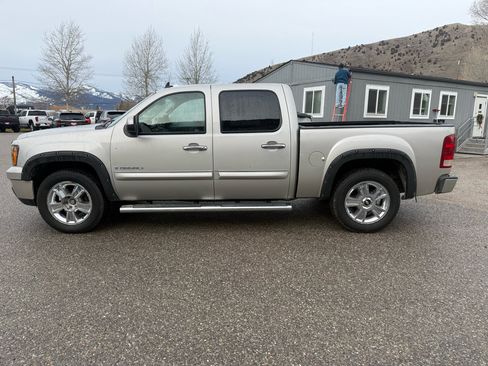 Used 2008 GMC Sierra 1500 Denali image 2
