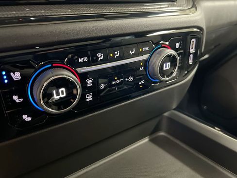 Used 2024 Chevrolet Silverado 2500 ZR2 w/ ZR2 Bison Edition image 16