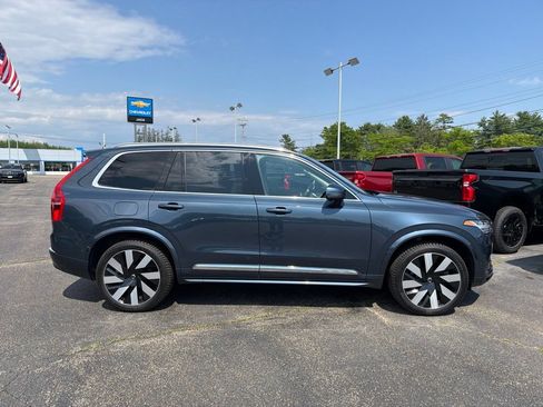 Used 2024 Volvo XC90 T8 Ultimate w/ Lounge Package AWD/4WD image 8