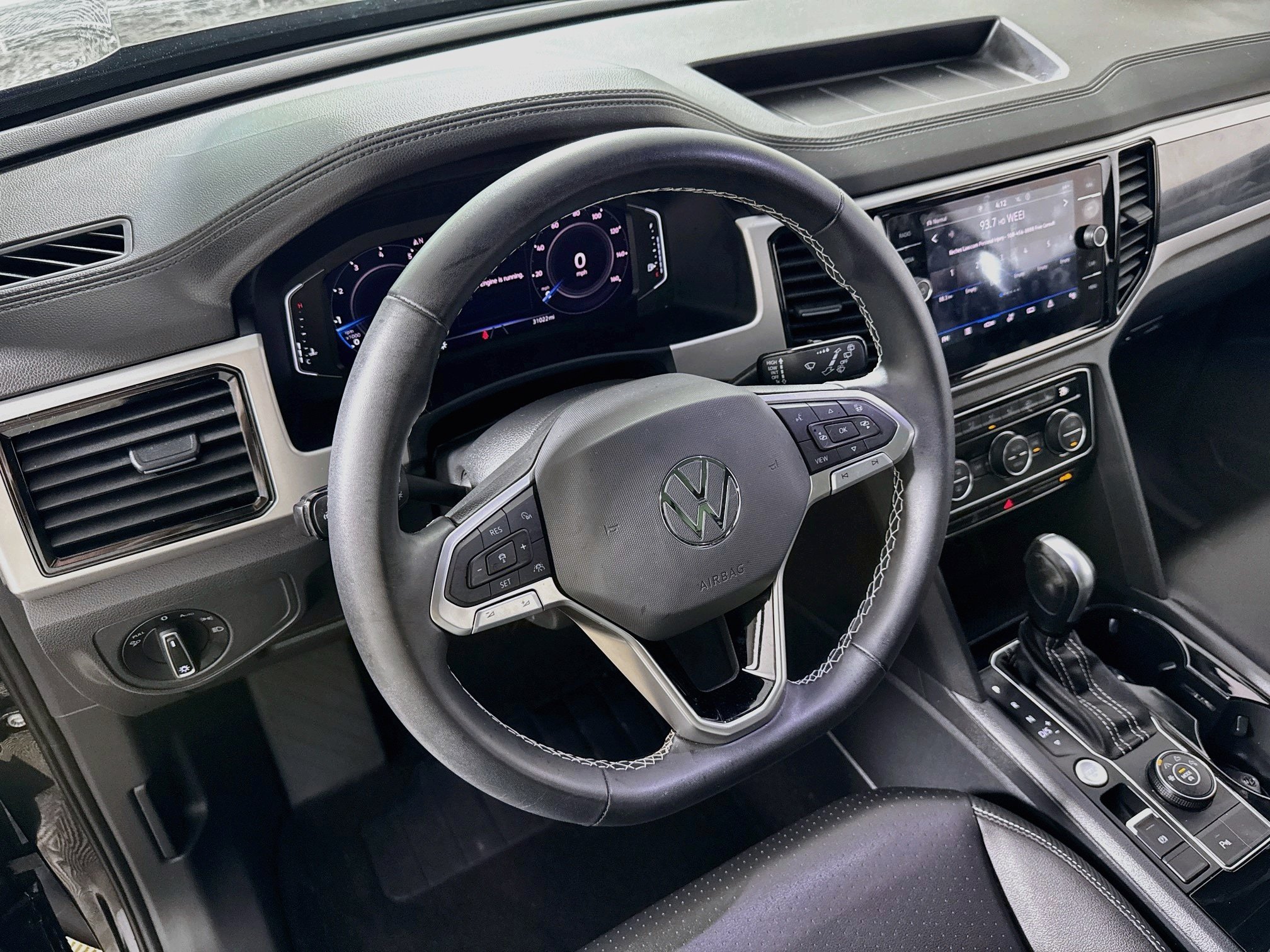 Used 2023 Volkswagen Atlas Cross Sport SEL AWD/4WD image 24