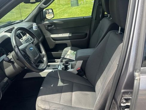 Used 2012 Ford Escape XLT w/ Class II Trailer Tow Pkg AWD/4WD image 5