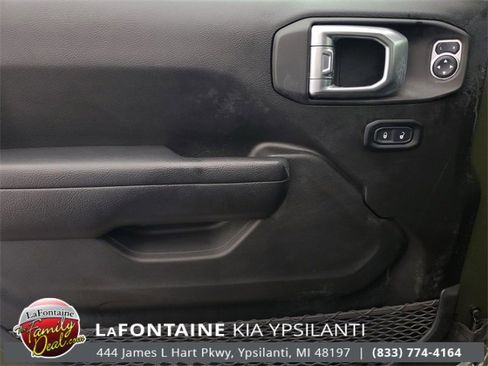 Used 2023 Jeep Wrangler Unlimited w/ Cold Weather Group image 13