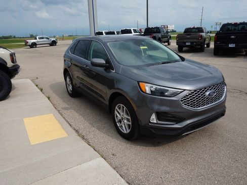Used 2023 Ford Edge SEL w/ Convenience Package AWD/4WD image 5