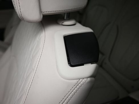 Used 2019 BMW X7 xDrive40i w/ Premium Package AWD/4WD image 36