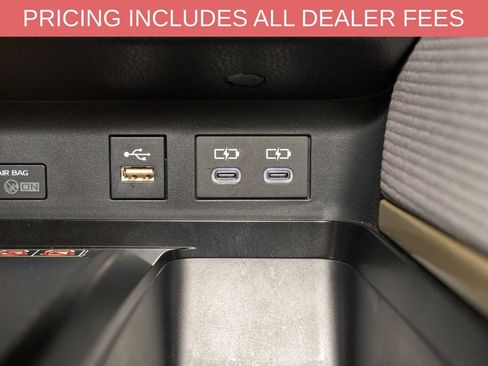 Used 2026 Toyota Camry SE FWD image 14