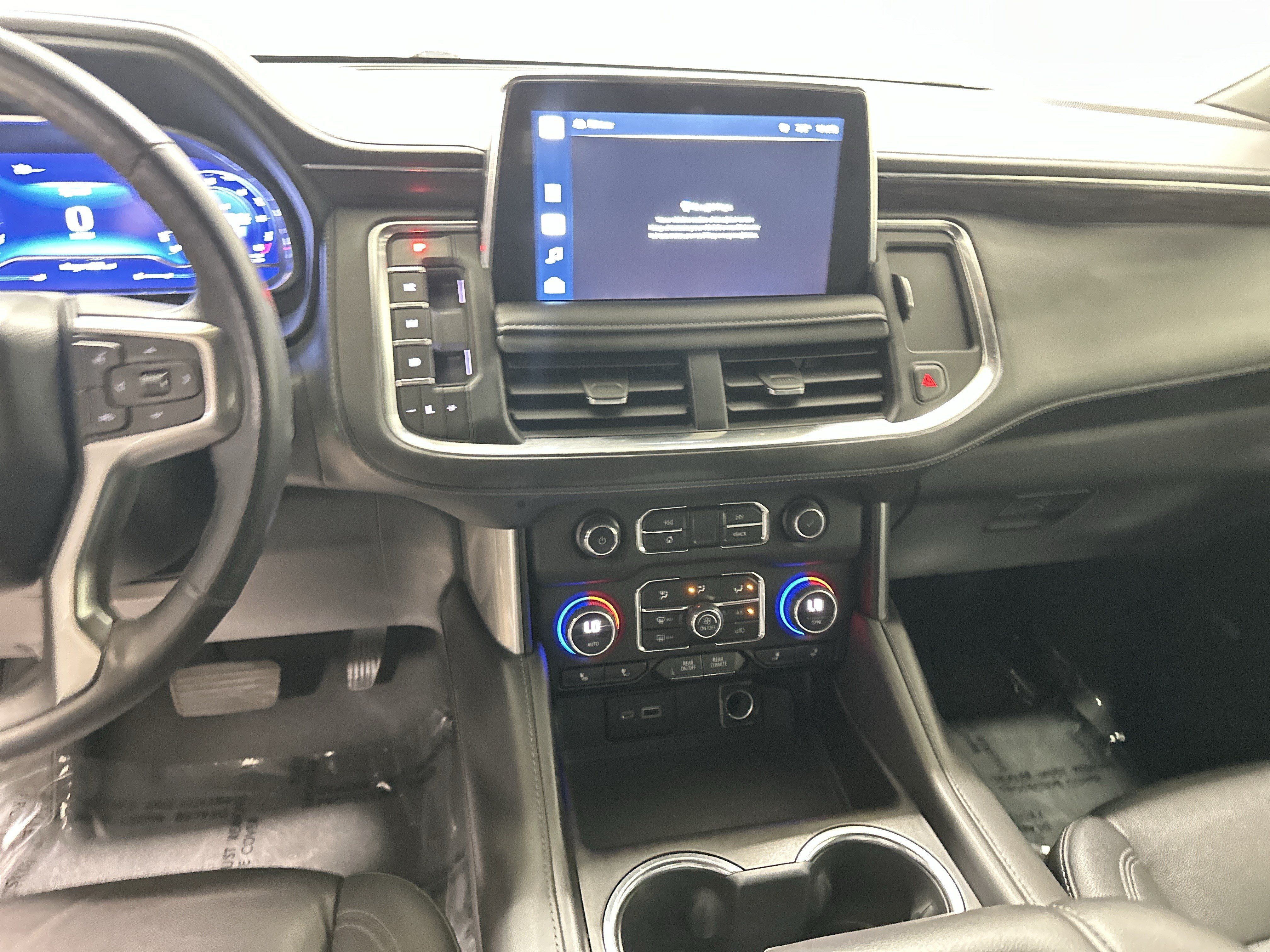 Used 2022 Chevrolet Tahoe Z71 w/ Luxury Package AWD/4WD image 30
