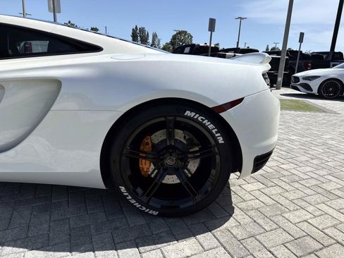 Used 2012 McLaren MP4-12C Coupe RWD image 11