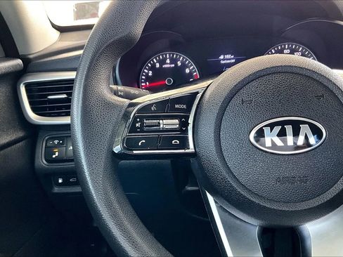 Used 2020 Kia Optima LX image 10