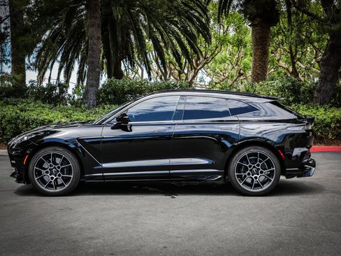 Used 2023 Aston Martin DBX 707 AWD/4WD image 27