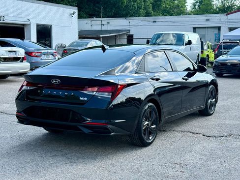 Used 2022 Hyundai Elantra SEL FWD image 5
