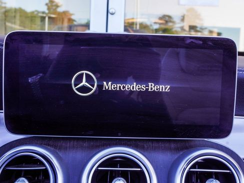 Used 2022 Mercedes-Benz C 300 4MATIC Cabriolet image 20