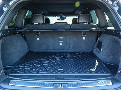 Used 2022 Jeep Grand Cherokee Overland image 33