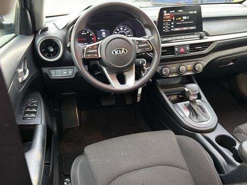 Used 2021 Kia Forte LXS FWD image 18