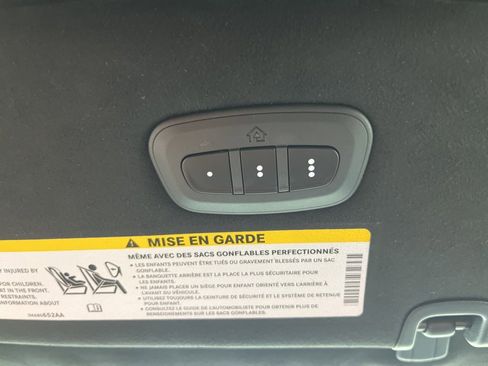 New 2026 Chrysler Pacifica Pinnacle image 23