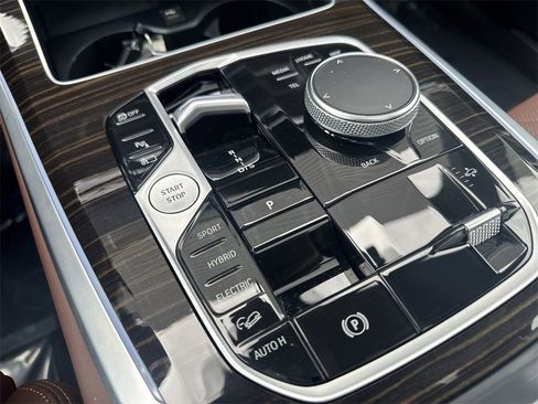 Used 2024 BMW X5 xDrive50e w/ Premium Package image 20