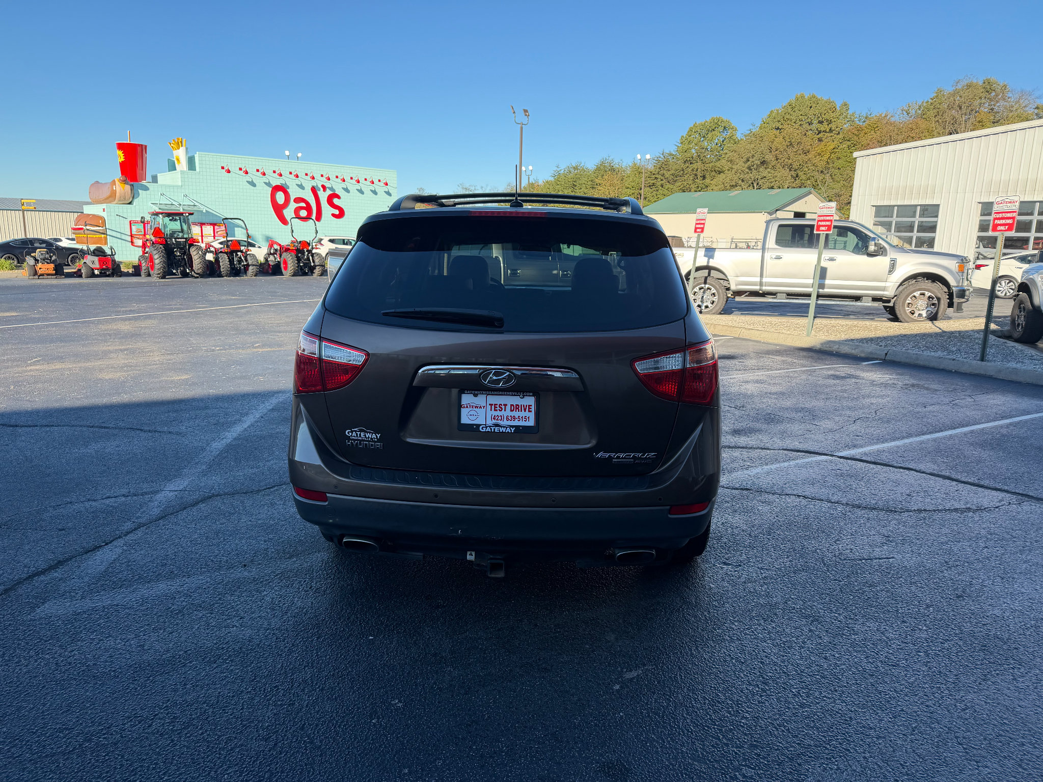 Used 2011 Hyundai Veracruz Limited w/ Navigation Pkg 3 AWD/4WD image 4