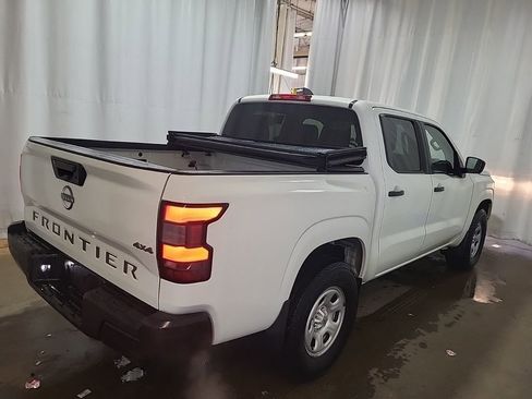 Used 2022 Nissan Frontier S w/ Technology Package AWD/4WD image 2