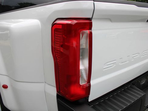 Used 2024 Ford F350 XL RWD image 25