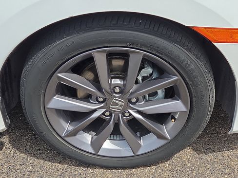 Used 2021 Honda Civic EX image 6