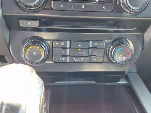 Used 2017 Ford F150 XLT w/ Equipment Group 302A Luxury RWD image 27
