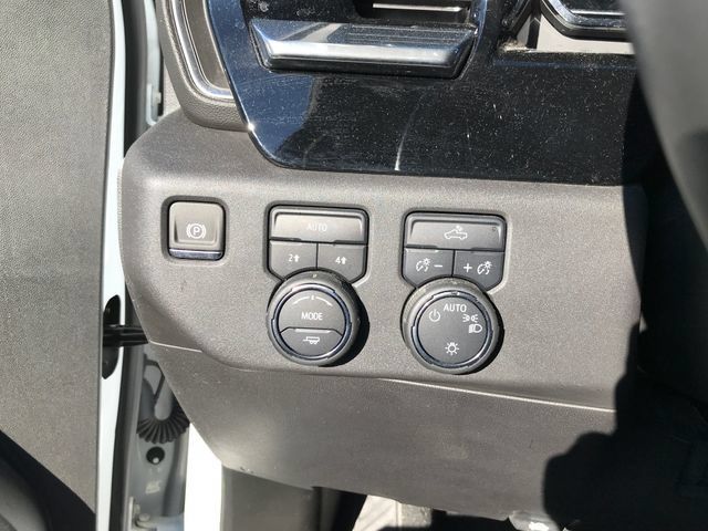 Certified 2024 Chevrolet Silverado 1500 LT AWD/4WD image 31
