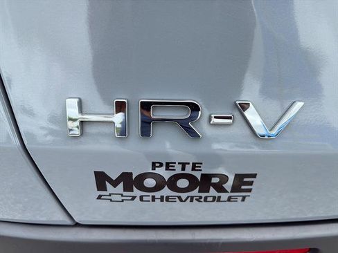 Used 2025 Honda HR-V Sport image 12