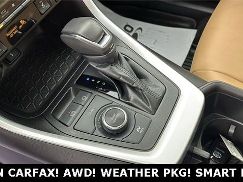 Used 2022 Toyota RAV4 XLE Premium image 19