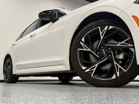 Used 2025 Kia K5 GT-Line w/ GT-Line Premium Package FWD image 3